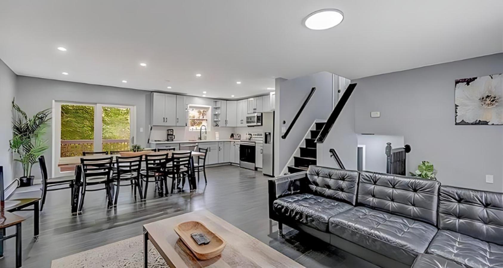 Peaceful Pocono Home With Hot Tub, Gym, & Office Long Pond Екстер'єр фото