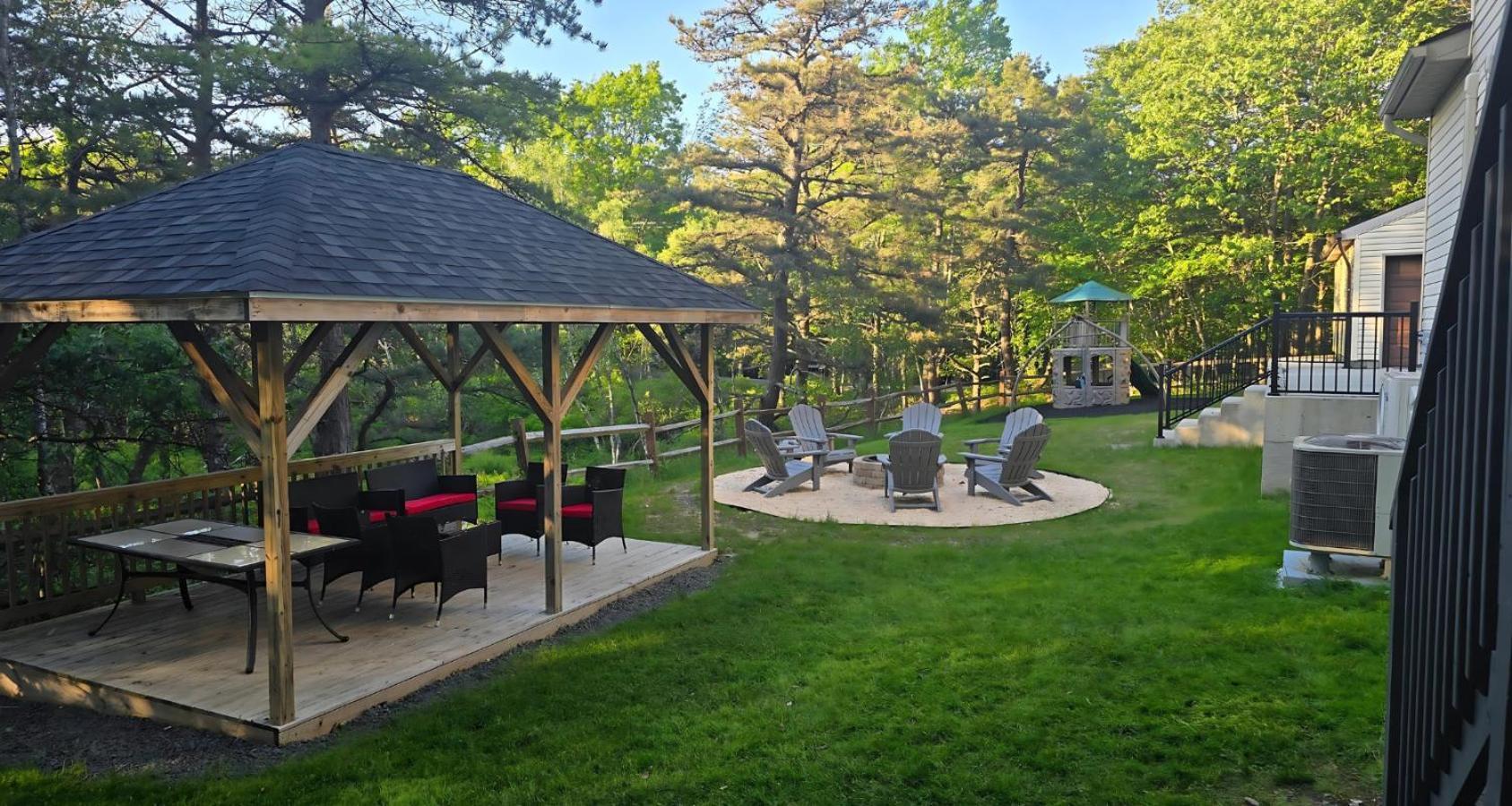 Peaceful Pocono Home With Hot Tub, Gym, & Office Long Pond Екстер'єр фото