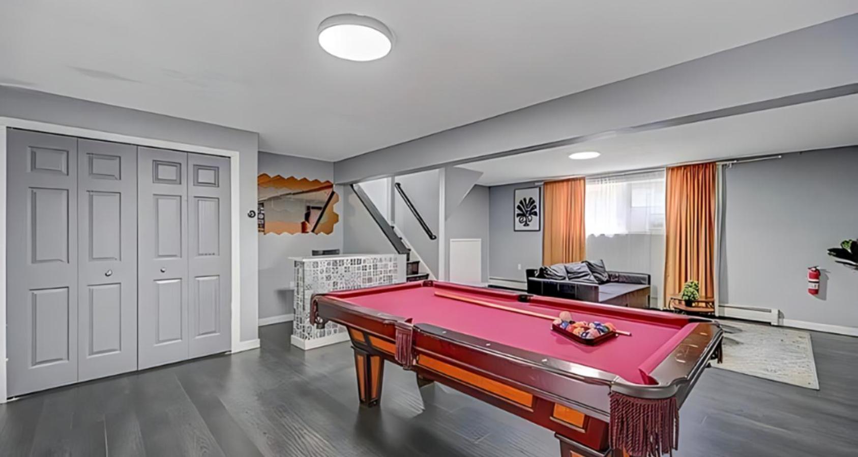 Peaceful Pocono Home With Hot Tub, Gym, & Office Long Pond Екстер'єр фото