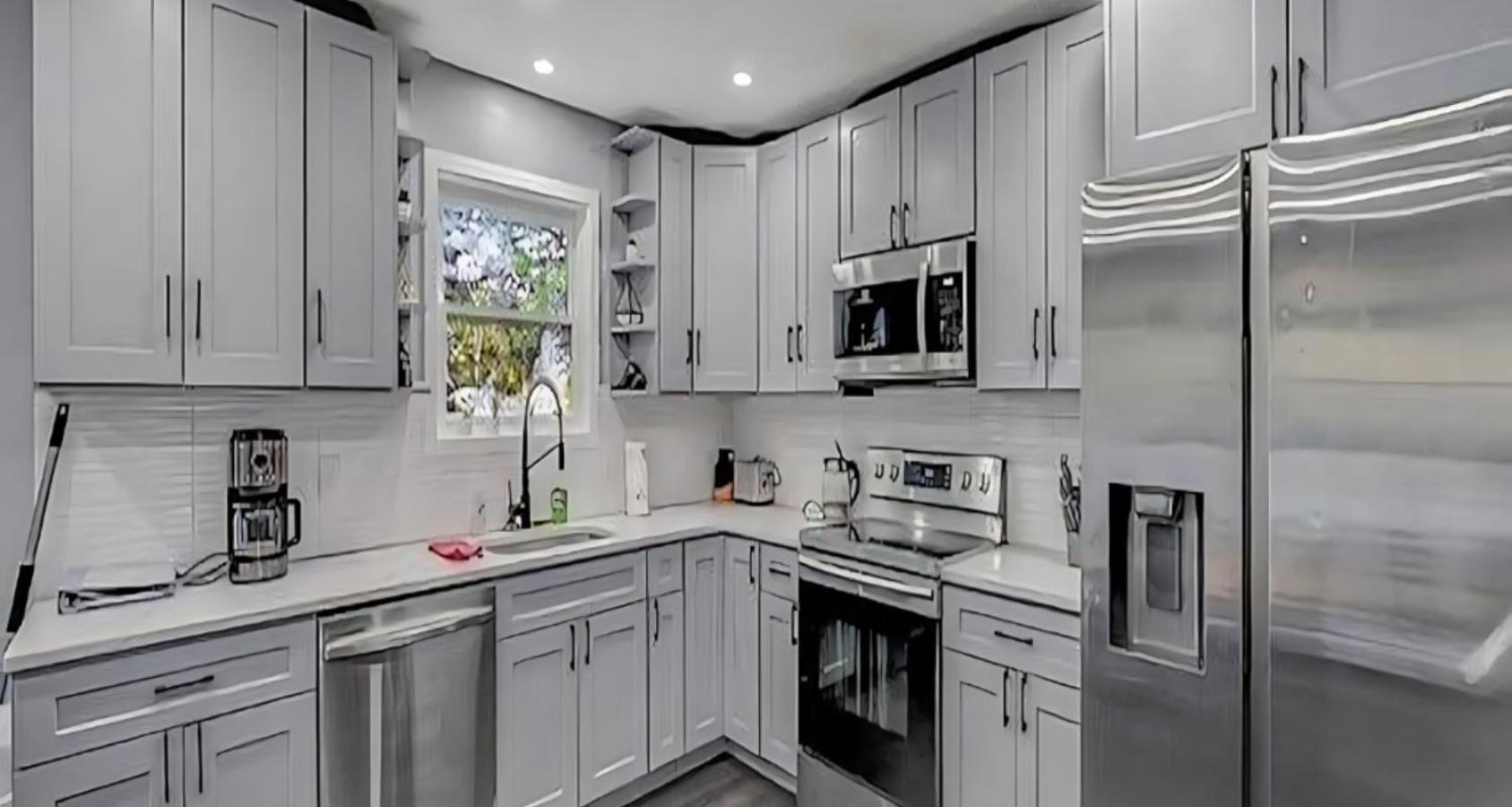 Peaceful Pocono Home With Hot Tub, Gym, & Office Long Pond Екстер'єр фото