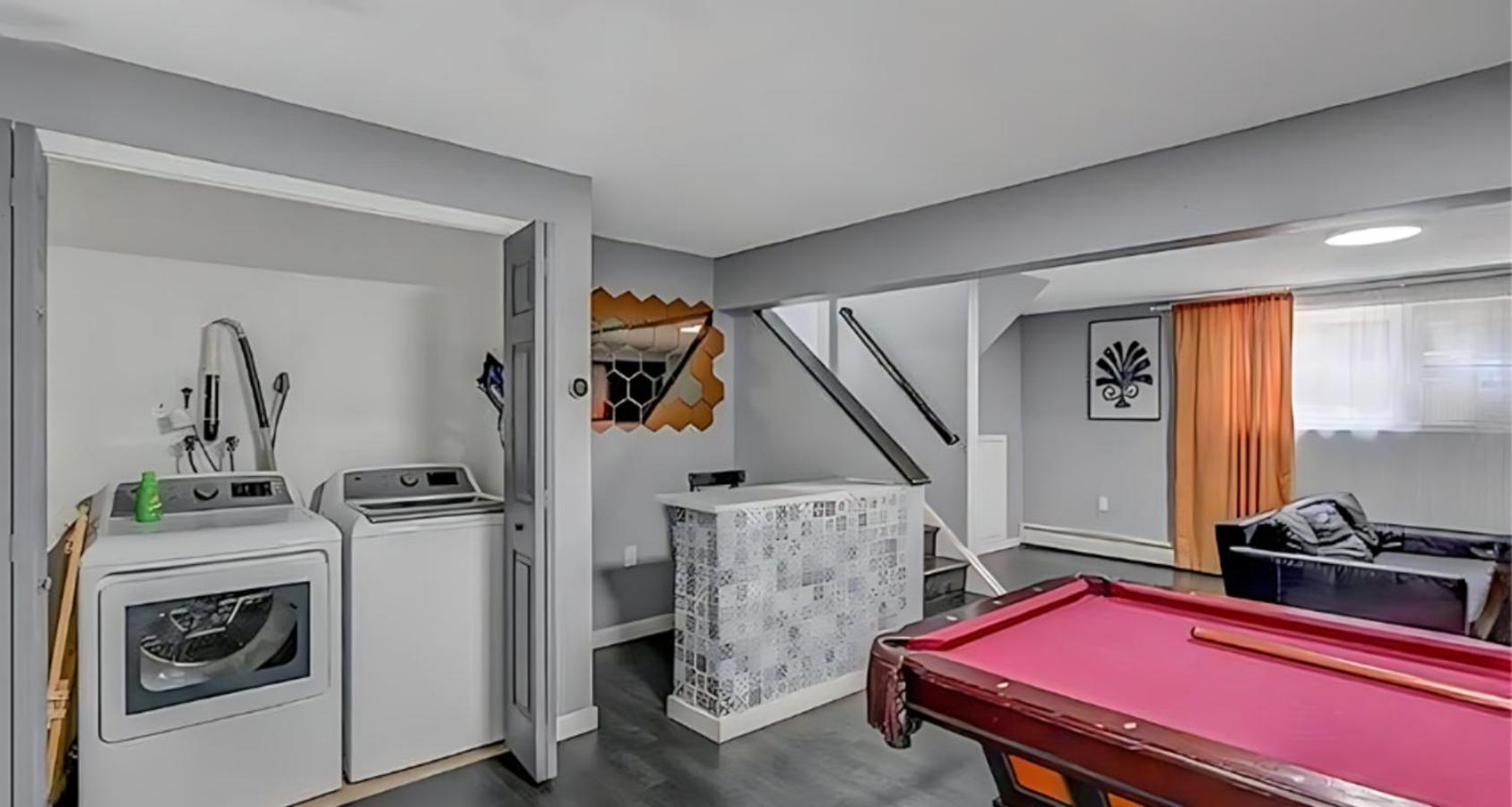 Peaceful Pocono Home With Hot Tub, Gym, & Office Long Pond Екстер'єр фото
